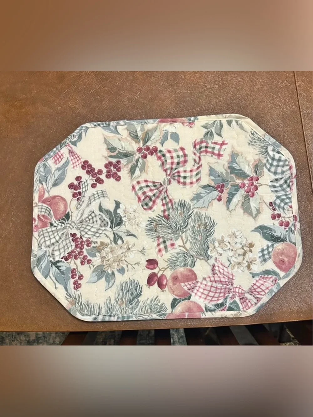 Christmas Quilted Placemat Set